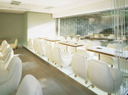 store_02.jpg